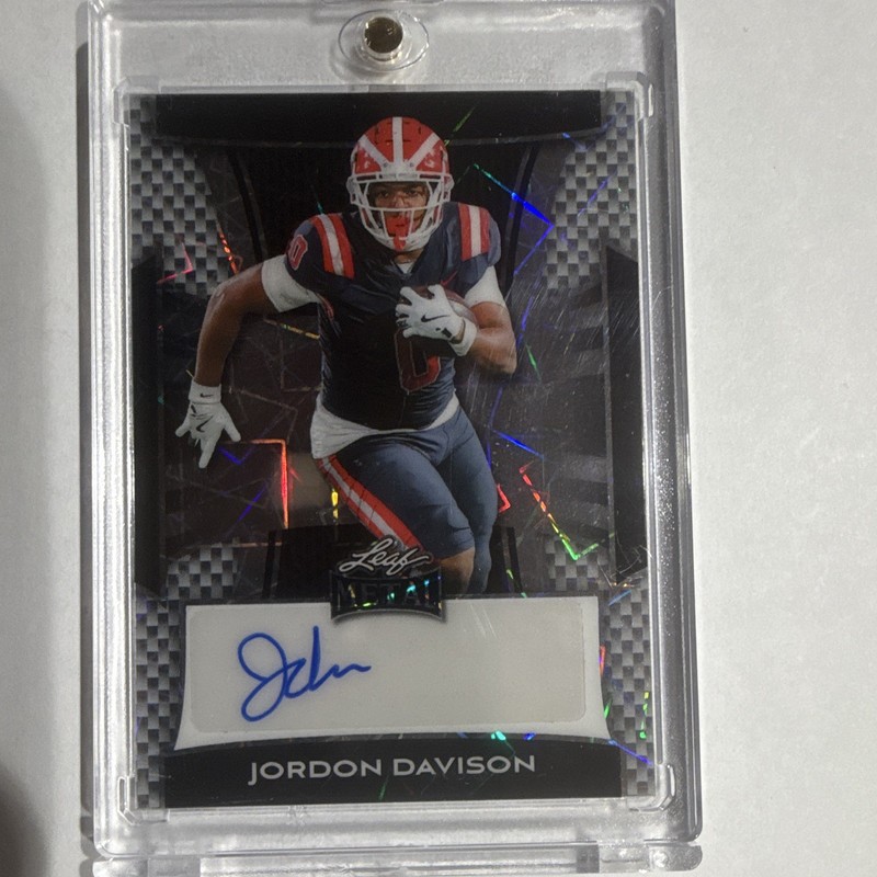 Leaf 2025 Metal Jordon Davison #BA-JD1 Autographs Insert Auto Football Card
