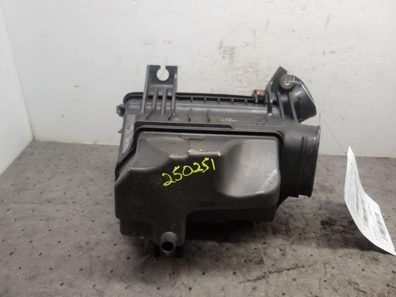 2007-2009 Honda CR-V Air Cleaner Box Assembly 17210RZA000 Factory OEM Part - Изображение 3 из 4