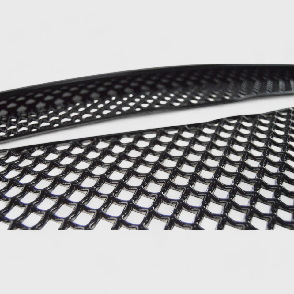 Хромированная черная накладная передняя решетка для Chrysler 300 2015-2023 годов выпуска - Изображение 3 из 4