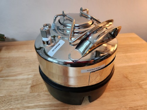 Alloy Products 316L Stainless 5 Liter Pressure Tank