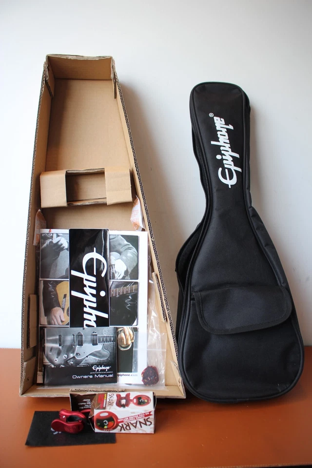 Epiphone Les Paul Acoustic/Electric Soprano Ukulele - Cherry Sunburst - Image 2 of 4