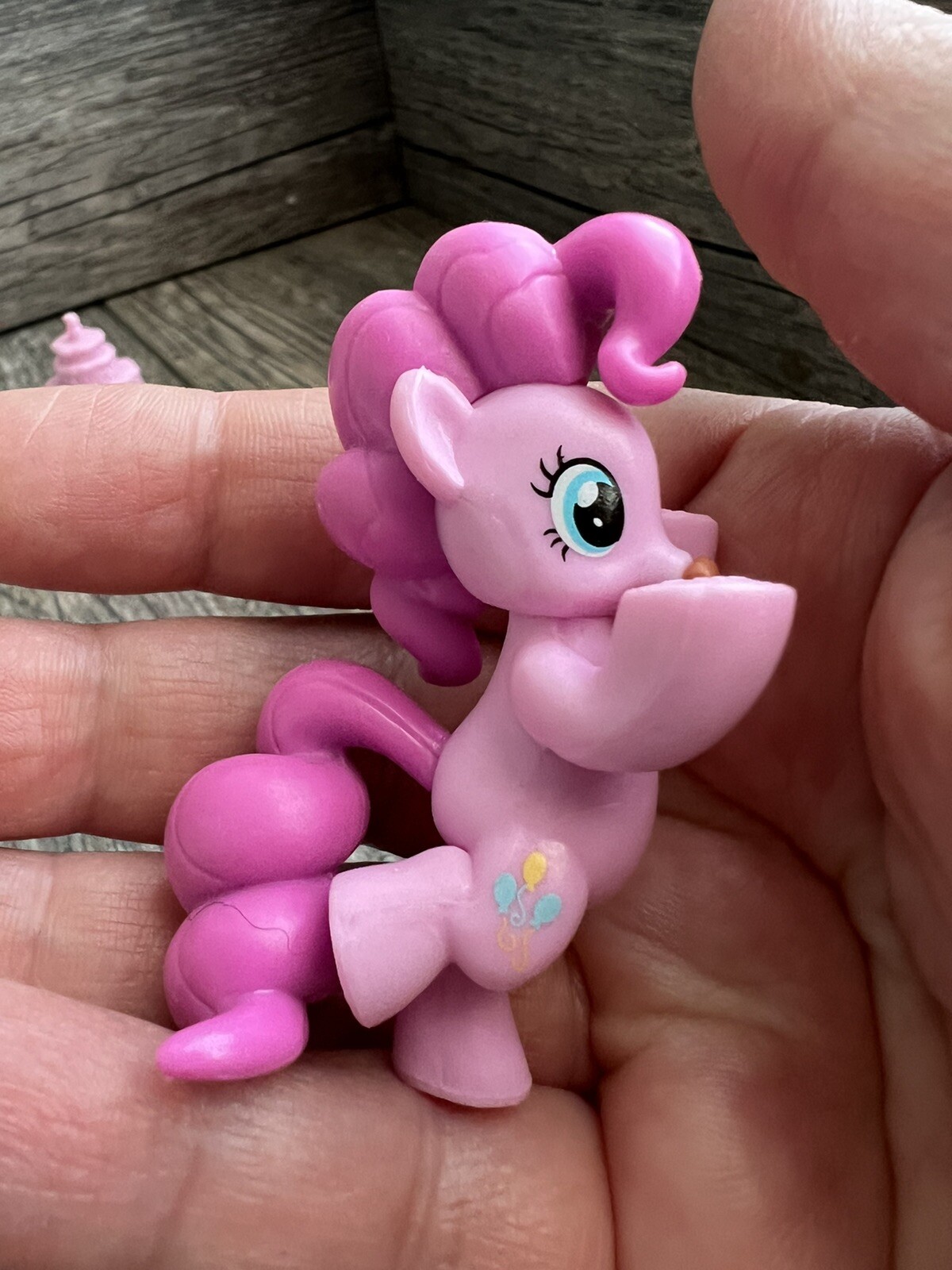My Little Pony negozio di dolci accessori torta mignolo con cappello e torta di compleanno