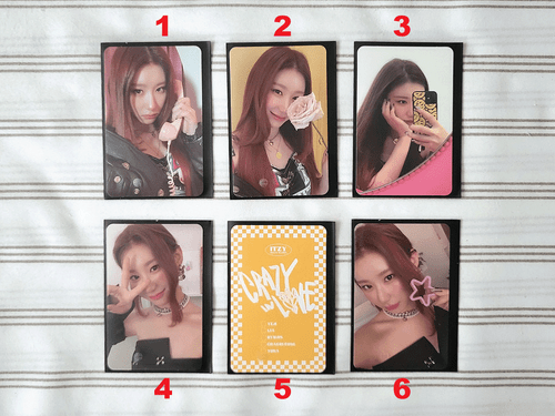 ITZY - CRAZY IN LOVE - 1. ALBUM - OFFIZIELLE FOTOKARTEN & POB (kostenloser Versand) - Bild 25 von 36