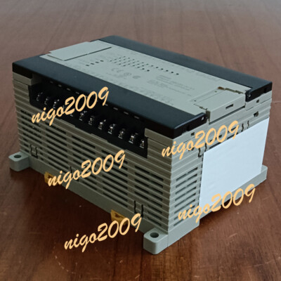 Omron CPM1A-30CDR-A-V1 PLC Module CPM1A30CDRAV1 New In Box One Year Warranty 