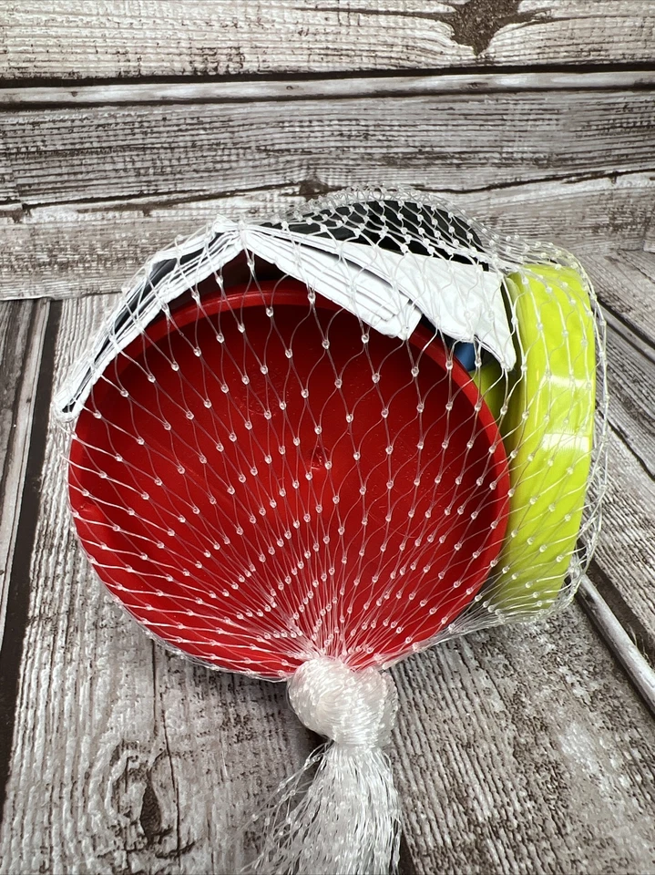 Ganchos de pared decorativos de plástico de colores IKEA Krokig Foto 4 de 4