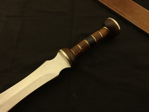 24.5" Handmade D2 Steel Gladiator Sword/Gladius Sword With Rose Wood Handle. - Picture 4 of 6