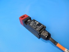 OMRON D4NS-1BF Door Switch Safety Switch Inc VAT