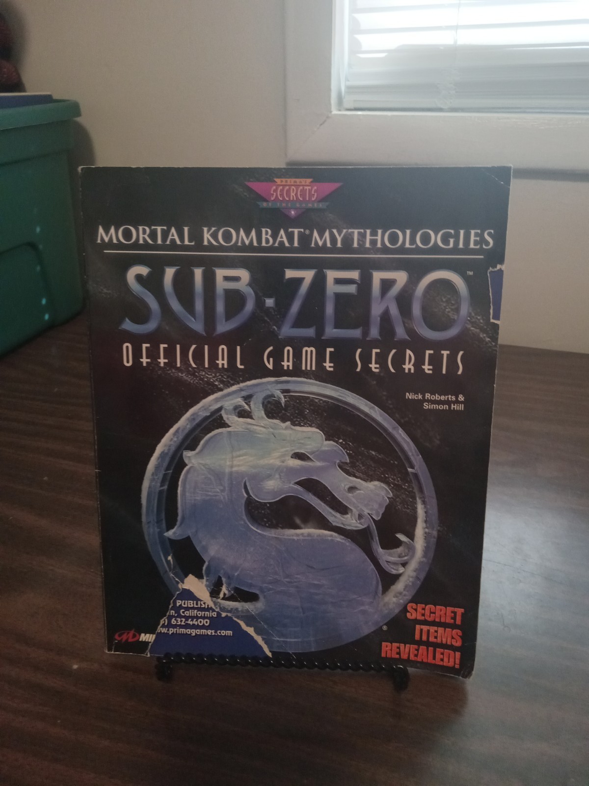 Mortal Kombat Mythologies: Sub-Zero Prima Official Game Secrets MK PS1 N64