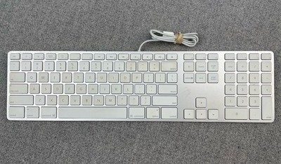 Apple Mac Wired Keyboard USB A Plug and Play A1243 Ultra Slim Silver White
