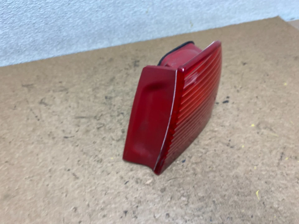 Luz trasera derecha Saab 9-5 2006 a 2009 pasajero OEM T0821 DW Foto 3 de 4