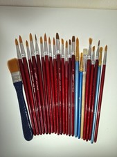 Paint Brushes Suitable For All Colours 23 Different Brushes. New Condition