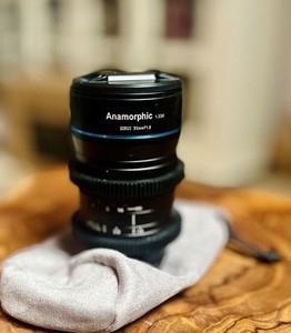 SIRUI 35mm F1.8 1.33x M4/3 Anamorphic Lens