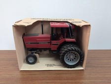 1/16 Ertl Farm Toy 5288 International Tractor 2