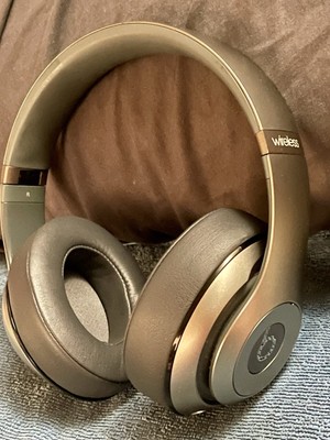 Beats by Dr. Dre Studio Wireless B0501 Headphone 5257 for sale