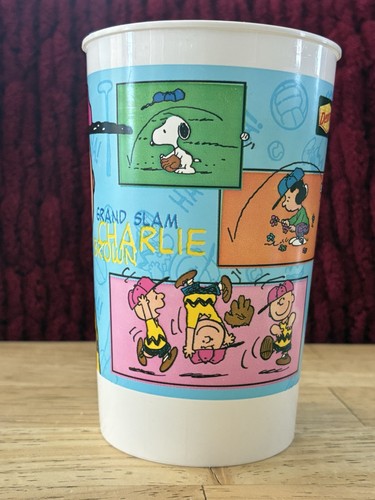 PEANUTS Plastic Cups f. Charlie Brown and Snoopy - Denny's Promotion - 3 pieces - Picture 3 of 7
