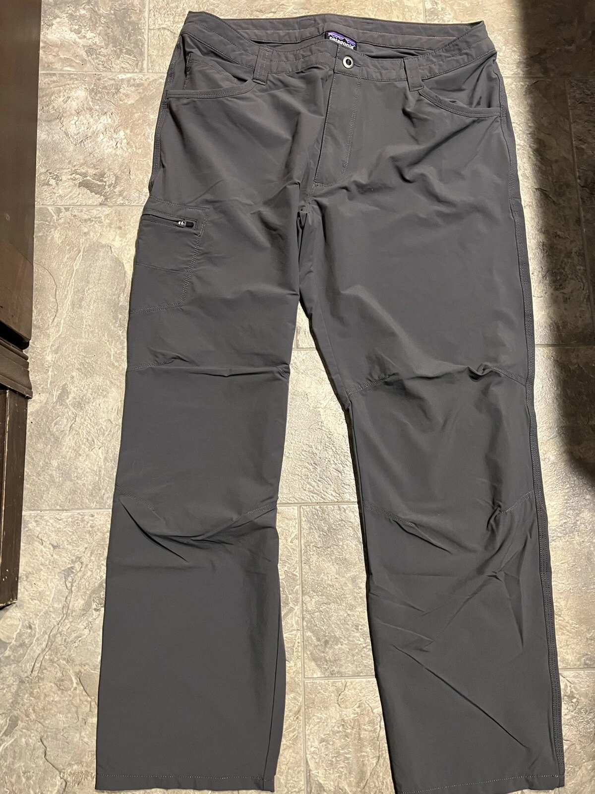 Patagonia Men's soft shell pants Size 36 Gray Grey flat front zipper stretch