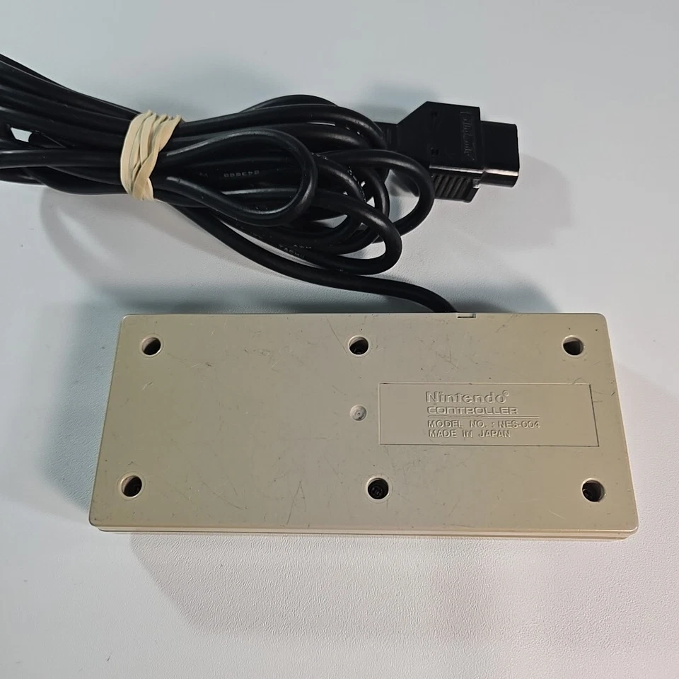 Nintendo NES-004 Corded Controller OEM Nintendo NES Official Nintendo Controller - Image 2 of 4