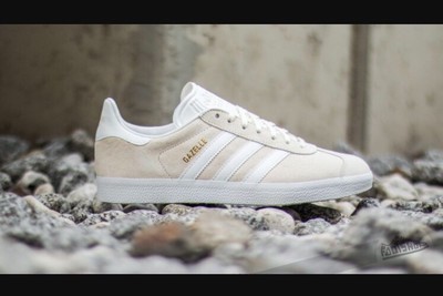 white and gold trainers mens