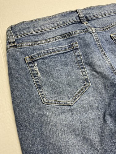 Old Navy Womens 10 blue medium wash distressed stretch denim cuffed capri jeans - Bild 5 von 7