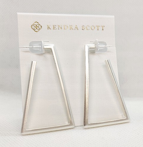 New Kendra Scott Silver Easton Hoop Earrings - Picture 2 of 3
