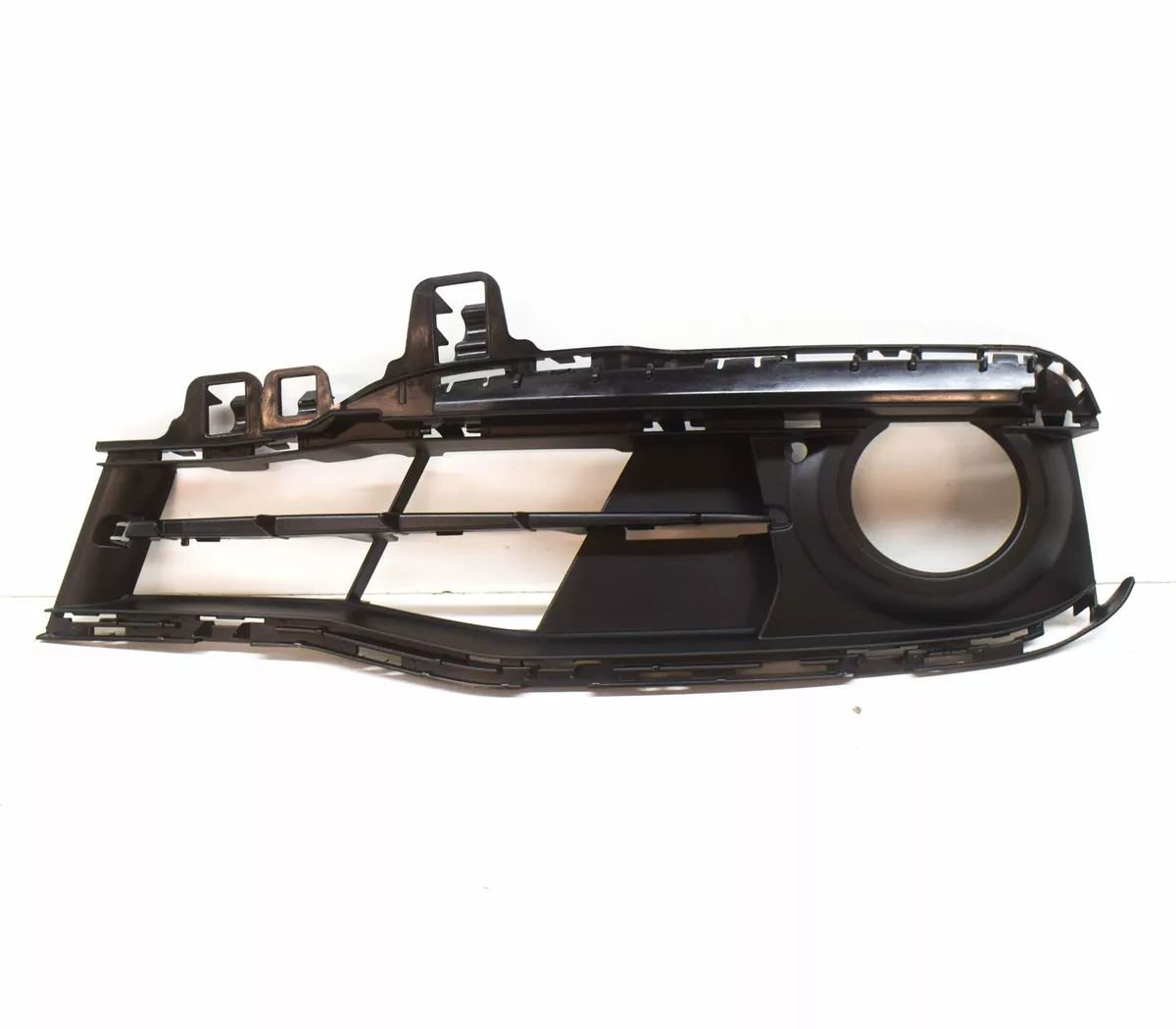 New Genuine BMW 3 Series Front Bumper Partially Open Fog Grille 