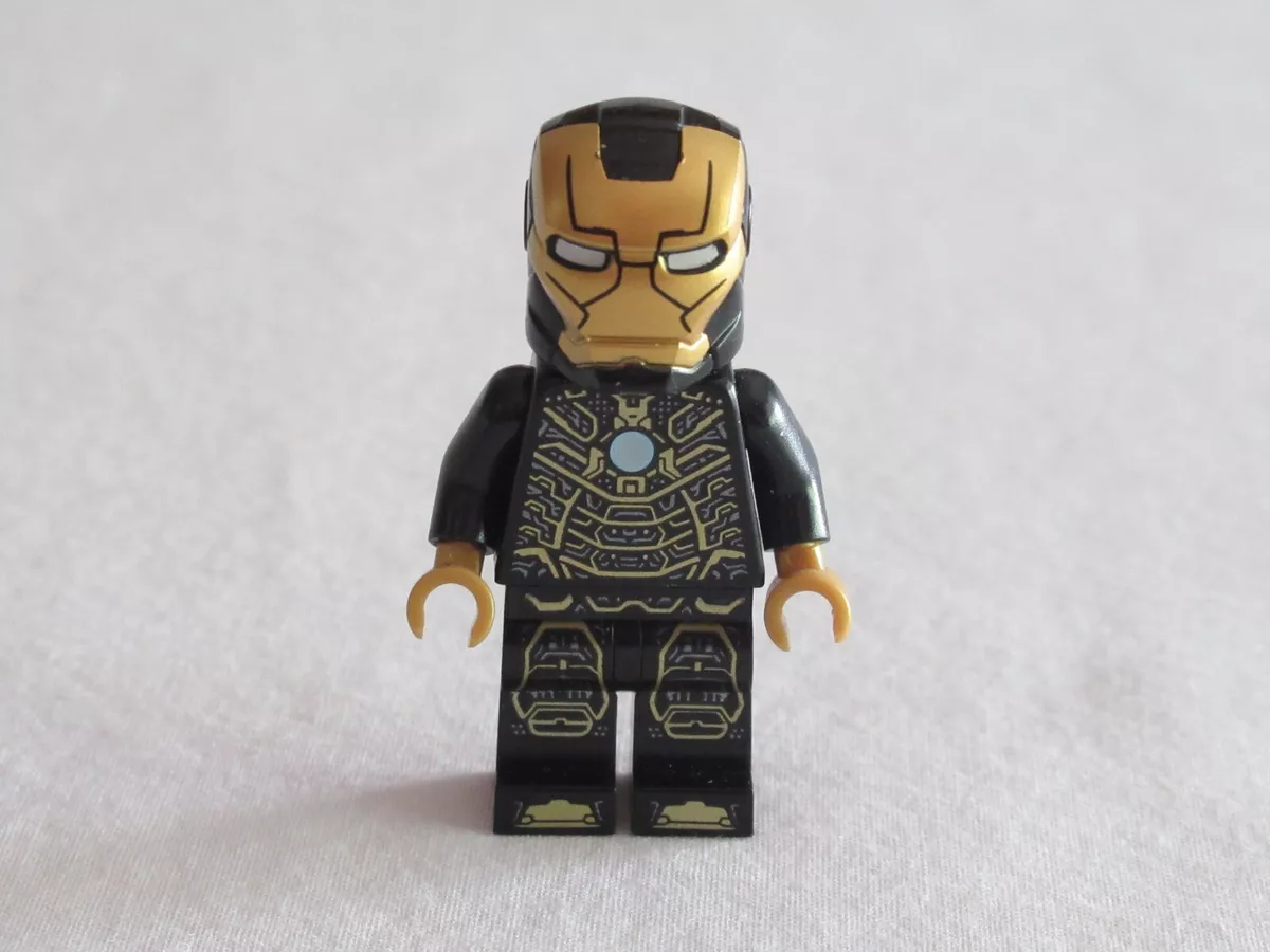 LEGO Iron Man Mark 41 Minifigure from Marvel Avengers Hall of