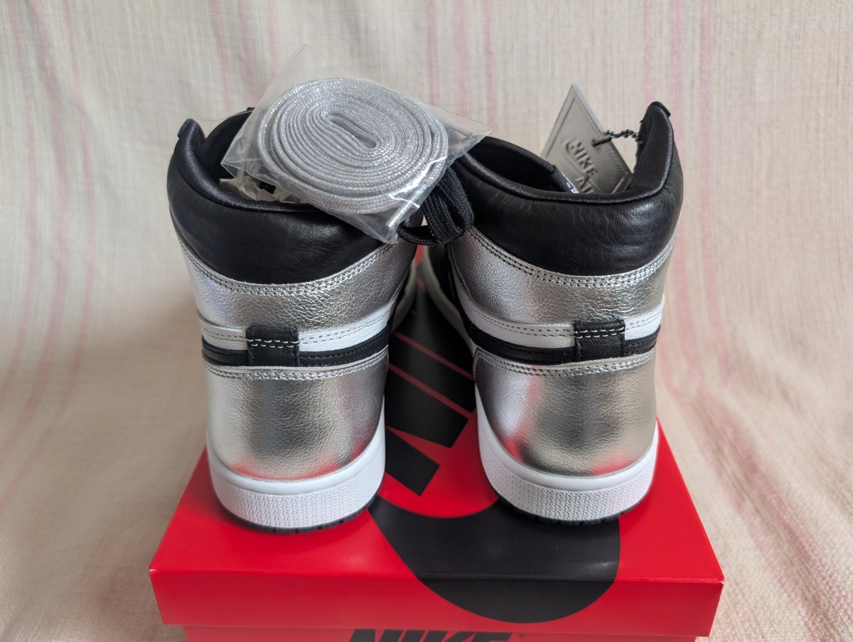 Nike Air Jordan 1 High Retro Black/Metallic Silver Toe CD0461 001