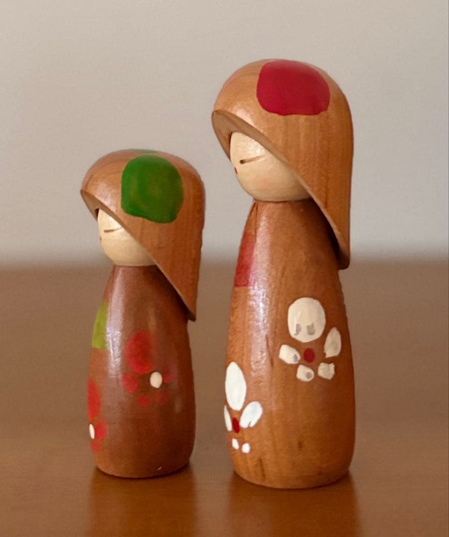 Masashi Takeda Kokeshi Dolls Set 7cm 10cm Wooden Art with Soft Colors