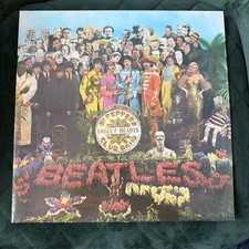 Beatles Sgt. Pepper’s Lonely Hearts Club Band. UK PCS 7027 One Box EMI 1969