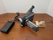 JVC GR-AXM310U VHS-C Compact Camcorder With Charger AA-V15U