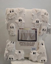 VIRAL TIK TOK COSTCO FAUX FUR HALLOWEEN FALL THROW WHITE GHOST Brand New
