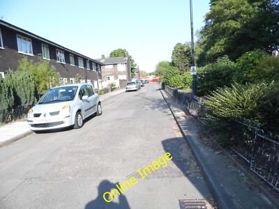 Photo 12x8 Tellson Avenue, Shooters Hill Eltham The red fence at the end i c2014