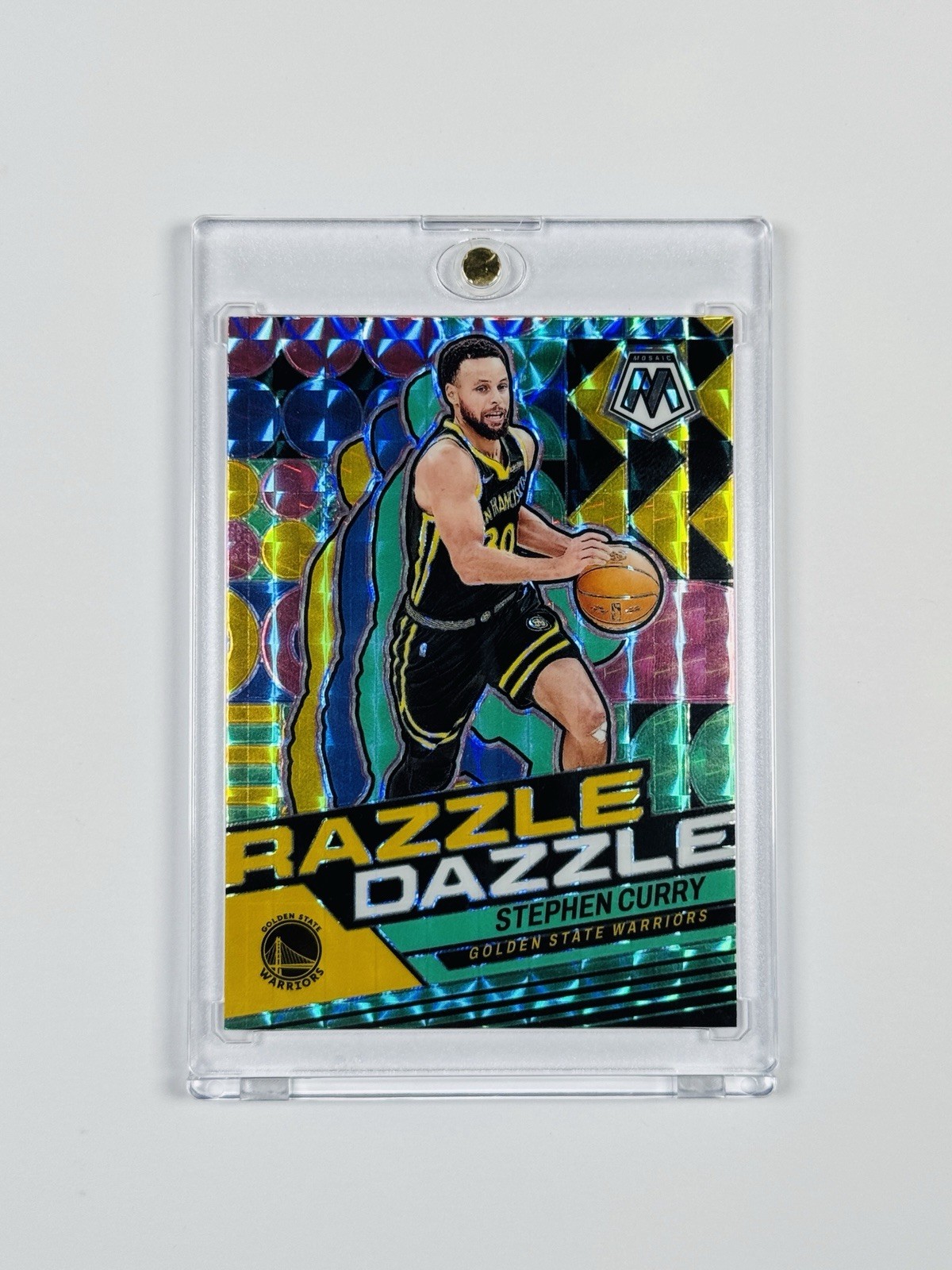 2023-24 PANINI MOSAIC STEPHEN CURRY #2 RAZZLE DAZZLE PRIZM