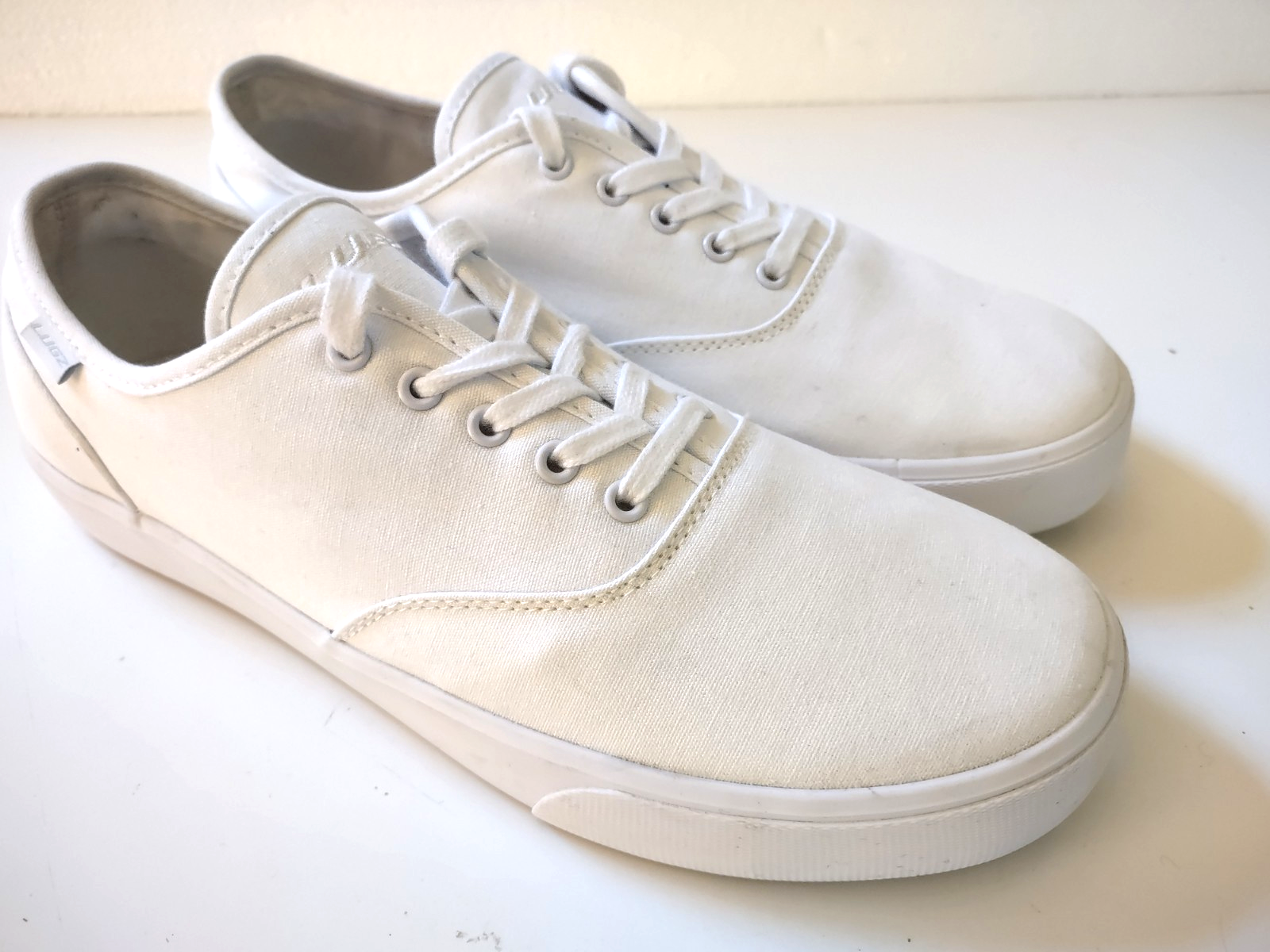 SAOLA Sneakers LUGZ Lear classiche bianche in tela casual bianche da uomo taglia 10 5 con scarpe