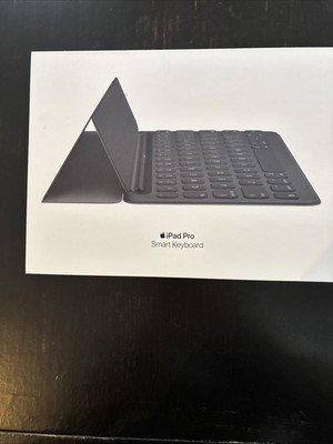 Brand New Never Used Apple iPad Pro Smart Keyboard Folio Serial # Ftptx1hbhpgo