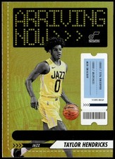 2023-24 Hoops #27 Taylor Hendricks Arriving Now Holo Rookie E1