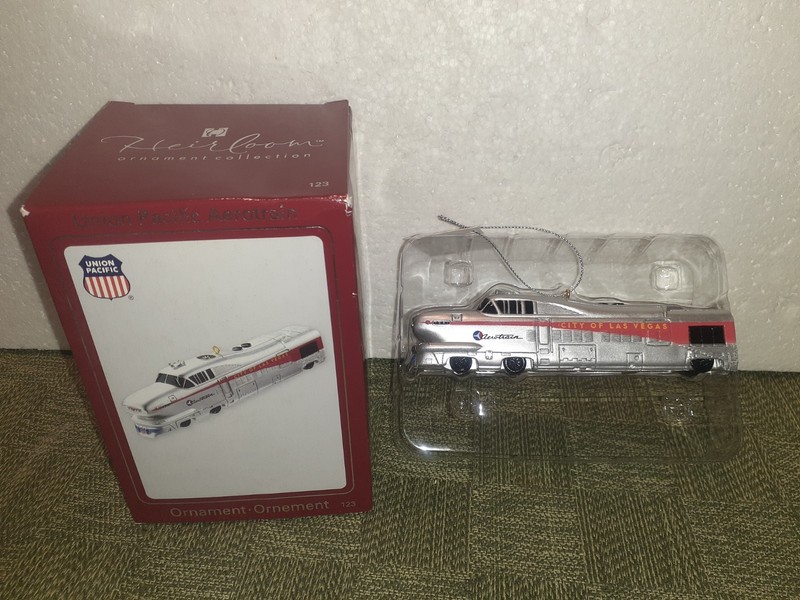 HEIRLOOM Carlton Card UNION PACIFIC AEROTRAINE Ornament New w/Bx NEVER DISPLAYED