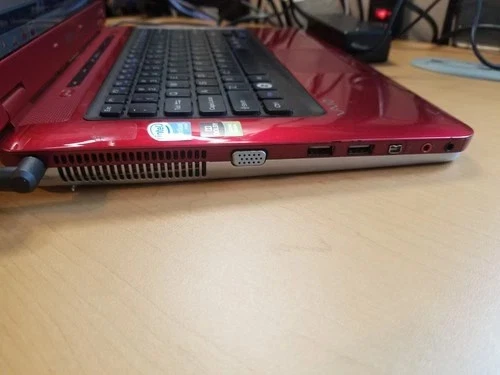 Sony VAIO VGN-CS204J\P.D T3400\4gb\240 SSD\DVD 14.1"\BATERÍA y adaptador de CA Foto 4 de 4