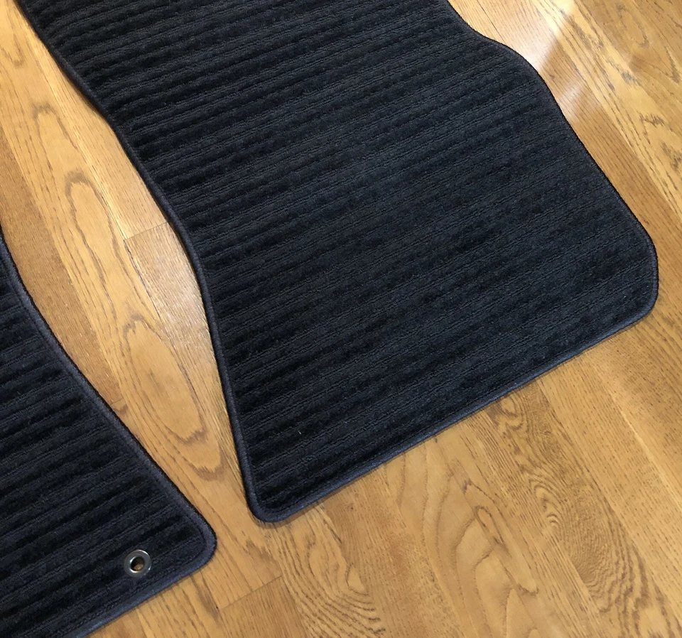 4 alfombrillas para SUBARU LEGACY OEM 2010-2014 J501SAJ200 NEGRAS GENUINAS NUEVAS Foto 4 de 4