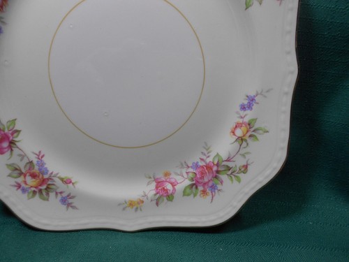 Homer Laughlin Eggshell Georgian 4 Square Salad Plate 8" Roses - Picture 12 of 12