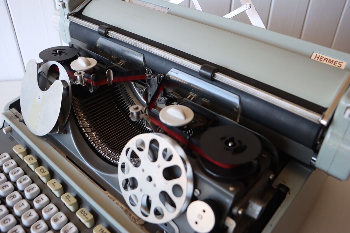 Hermes Ambassador Electric Typewriter | eBay Hermes Ambassador Electric Typewriter | eBay