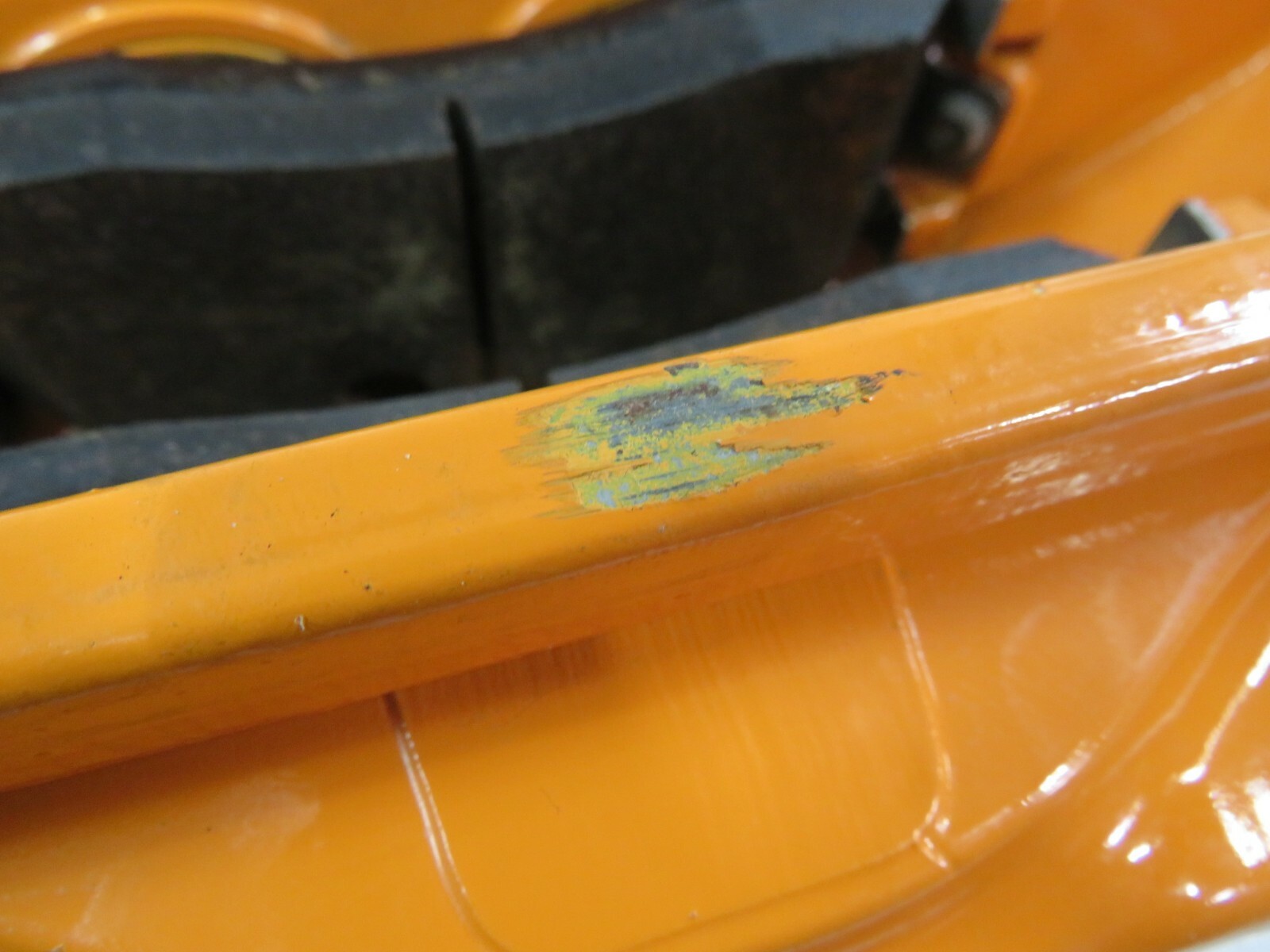 Lamborghini Huracan, RH, Rear Brake Caliper, Orange, Scratched, P/N 4T0615406H