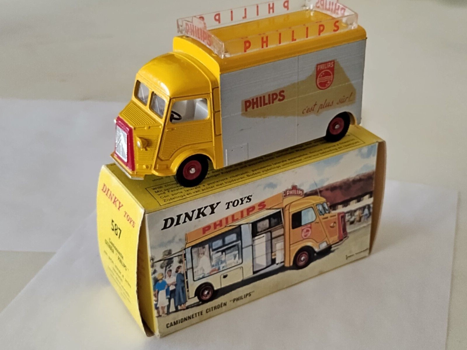 Dinky France 587, Citroen 1200KG Phillips Van - Free Price Guide