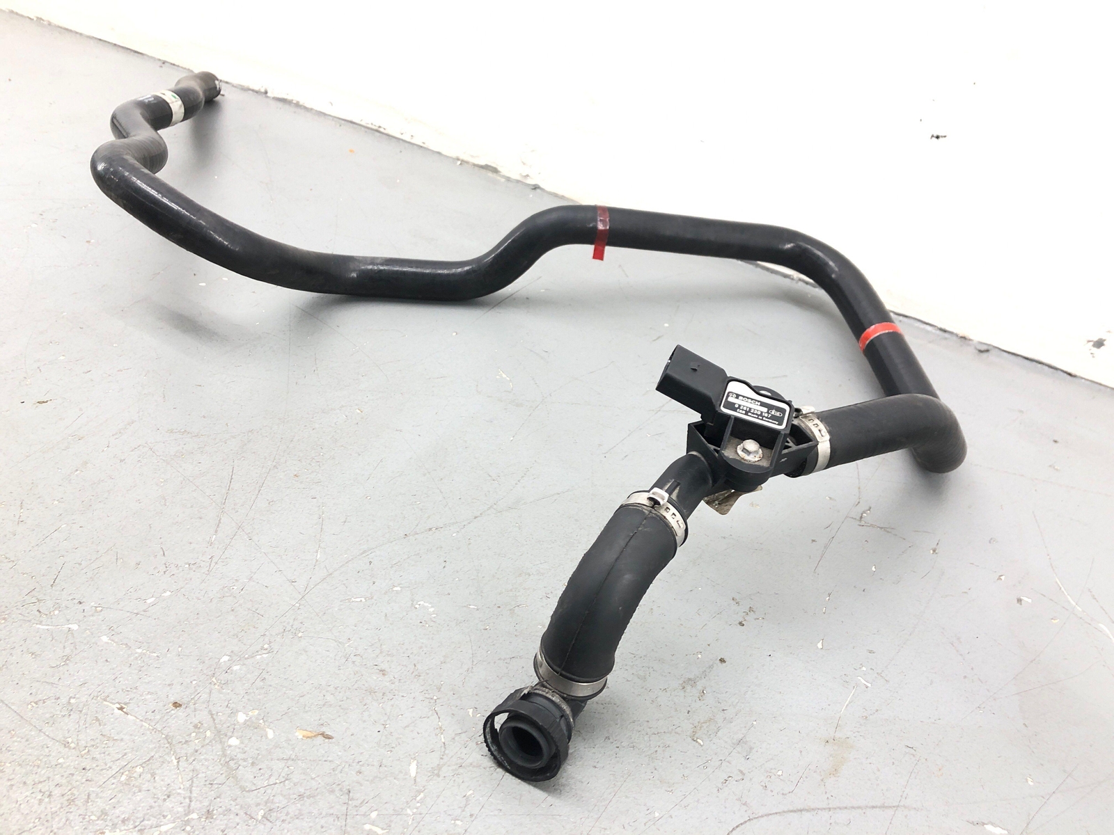 2020-2023 MCLAREN GT 4.0L ENGINE MISC AIR HOSE PIPE LINE W/SENSOR 22FA031GP OEM