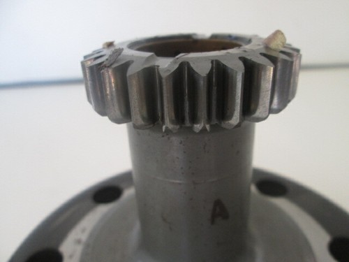 Carcasa embrague centrífico Z32 Yamaha YFM 350 Moto 4 1987 2HR-16611-03-00 - Imagen 2 de 4
