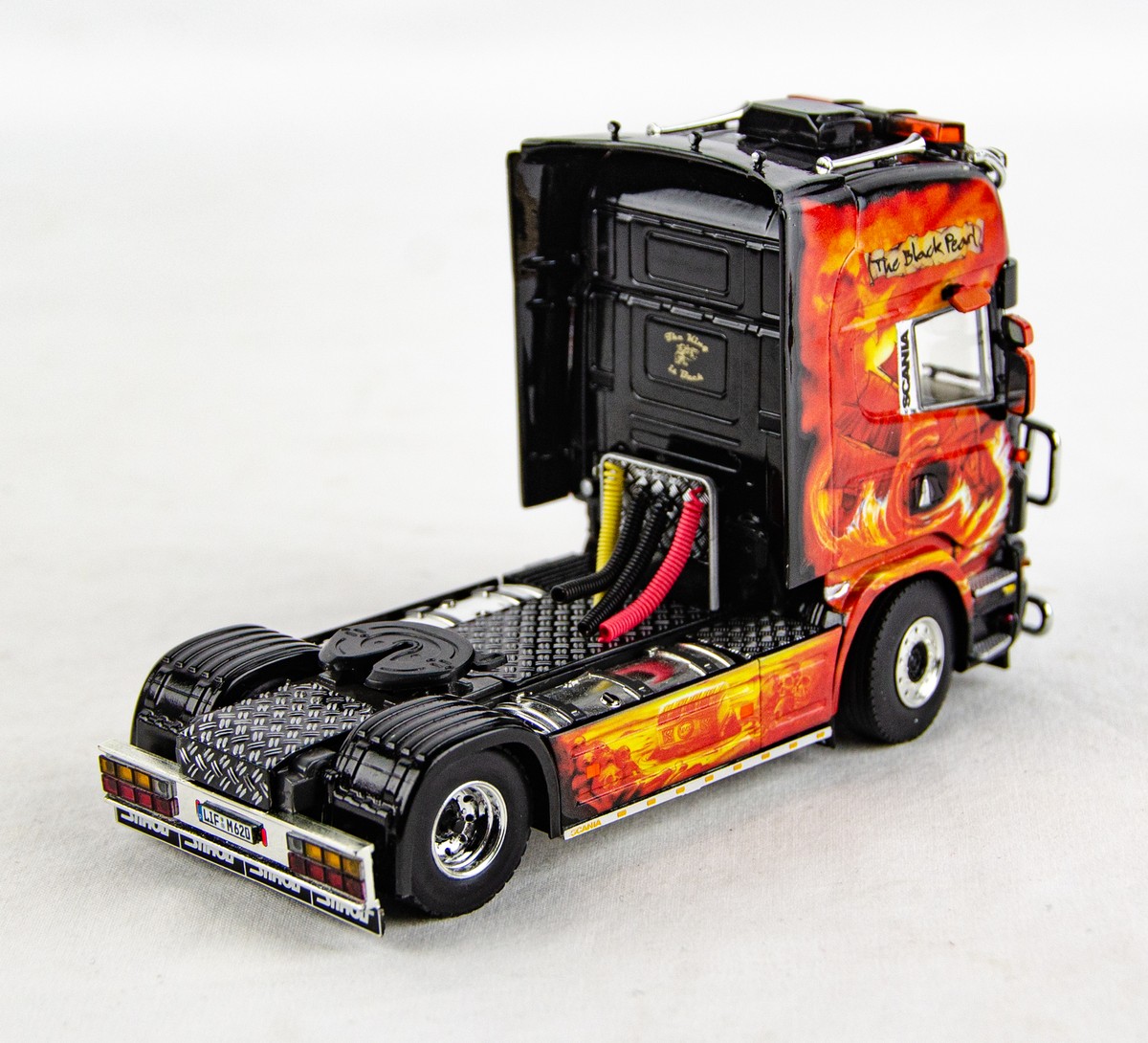 WSI05-0025SCANIA R5TOPLINE4×2 WSI Black Pearl Scania R 5 Topline 1:50 Scale Diecast Model Truck