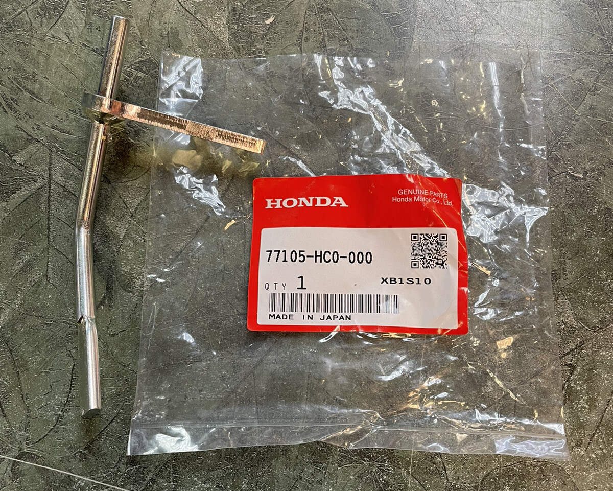 Genuine OEM Seat Lock Lever TRX250R TRX250X TRX300EX TRX400EX 77105HC0