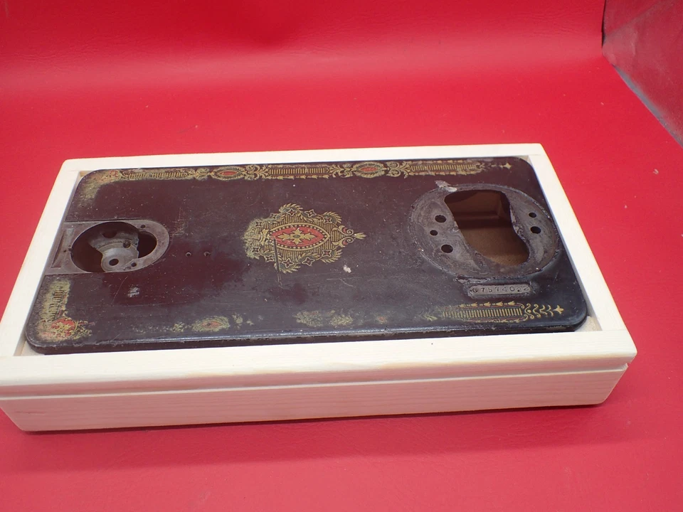 NEW PINE Wood Base For FULL Size SINGER SEWING MACHINE 27 66 201 15-91 Hand Made - Image 4 of 4