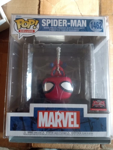 1462 Spider-Man Hanging from Web - Deluxe Figure- Target Con Exc. (w/ Protector)