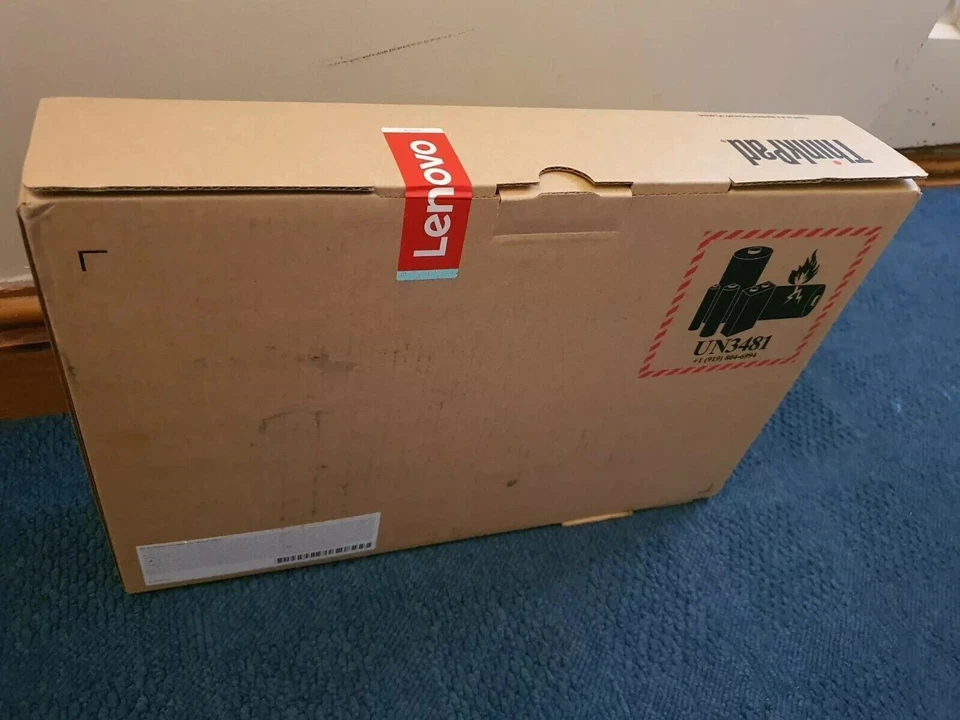 Lenovo ThinkPad T14s Gen1 (20T1001VUK)Laptop |256GB|8GB|4.2Gz|14"FHD|BT|UHD Grfx - Image 4 of 4